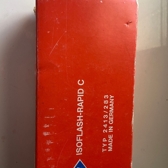 Vintage Agfa-Gevaert Isoflash-Rapid C Camera - Picture 8 of 11